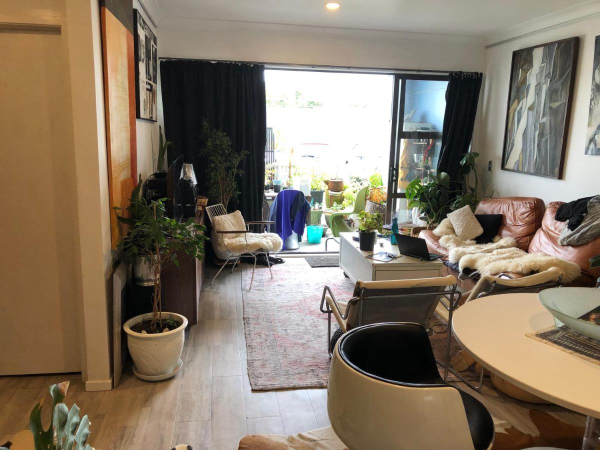 Cool Apartment, Central To Everything, Share With 2X Bulldogs Auckland Ngoại thất bức ảnh